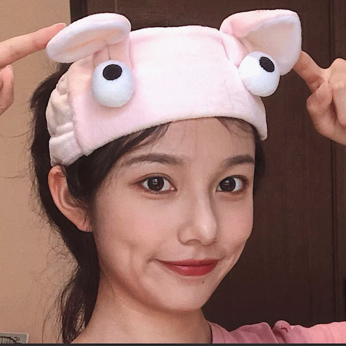 微信清新冷色调清纯女头