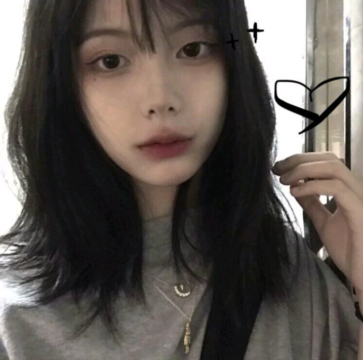 微信清新冷色调清纯女头