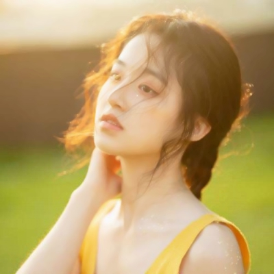 唯美伤感风格的微信意境女生头像下载