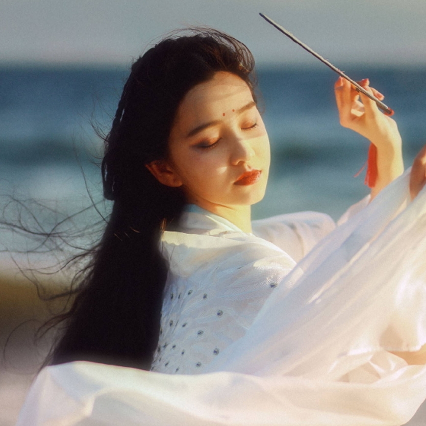 唯美冷酷成熟女头