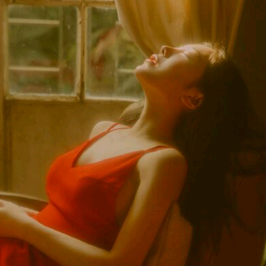 唯美冷酷成熟女头