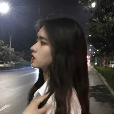 唯美伤感风格的微信意境女生头像下载