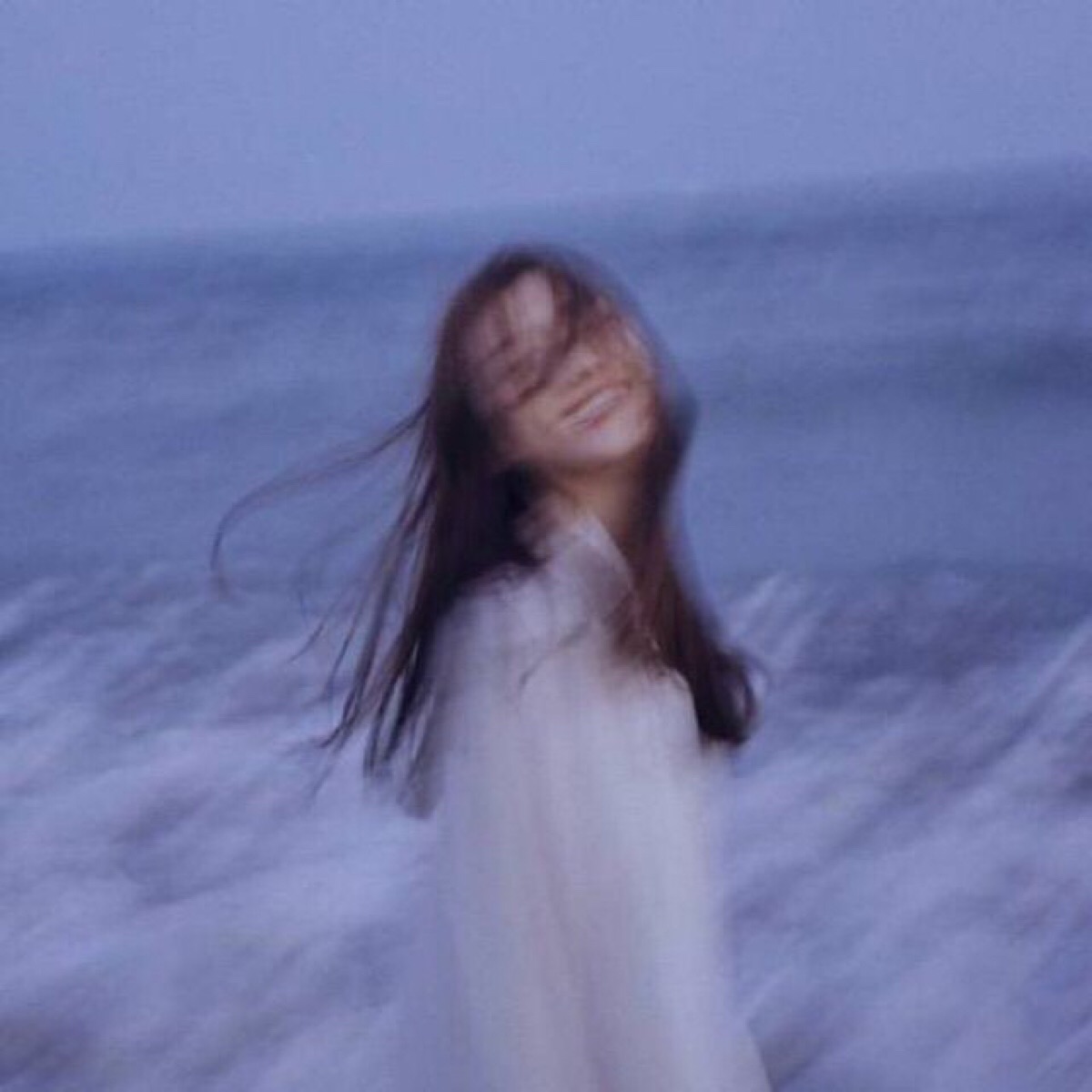 唯美冷酷成熟女头