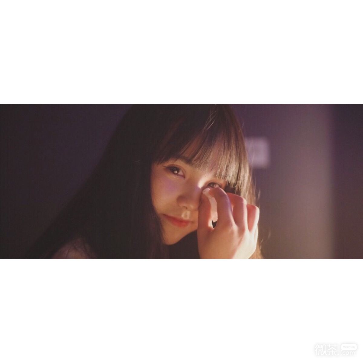 纯洁干练长发女头