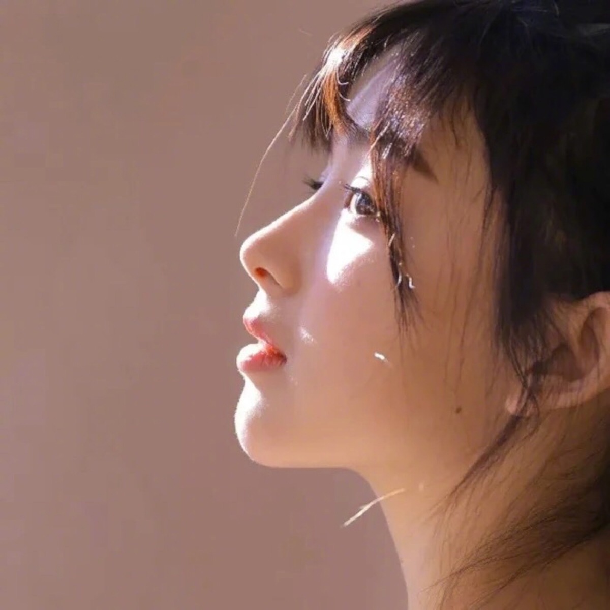 唯美冷酷成熟女头