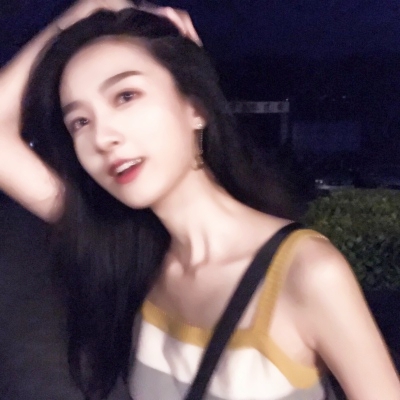 狂拽酷炫吊炸天的微信闺蜜女生头像下载