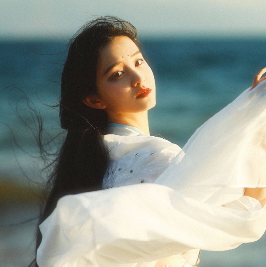 唯美冷酷成熟女头