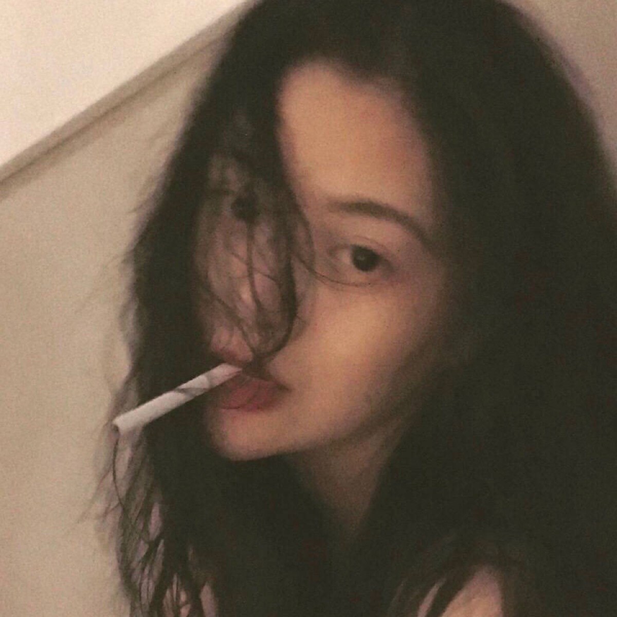 唯美冷酷成熟女头