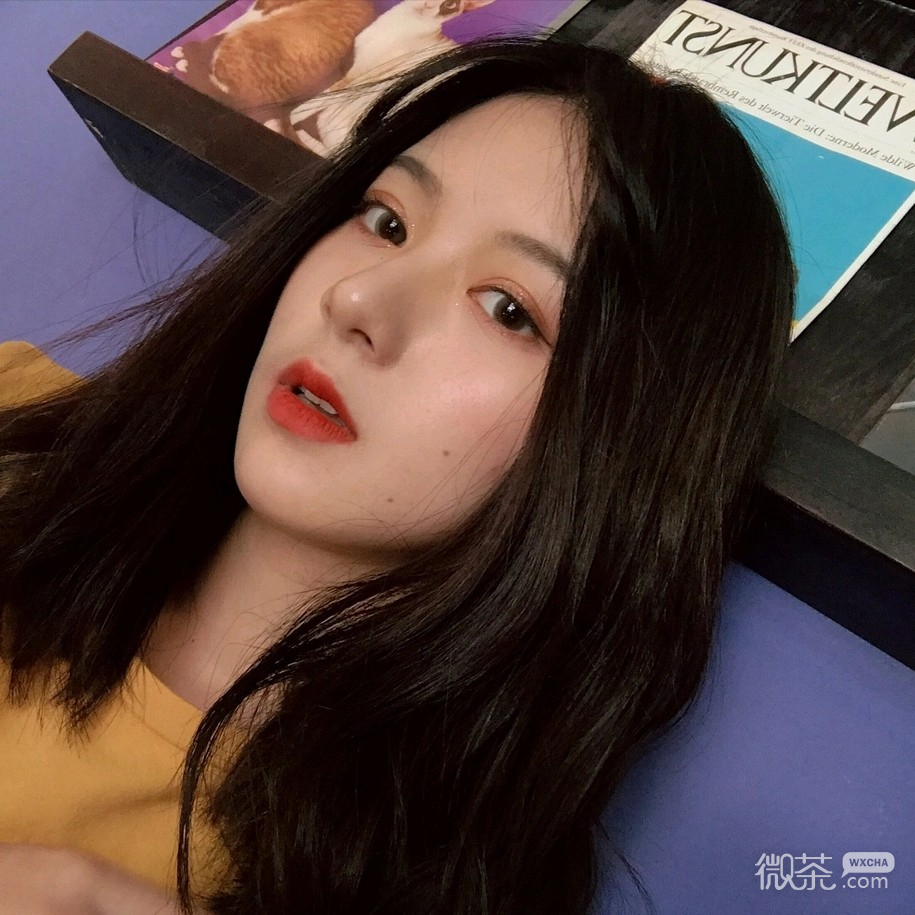 纯洁干练长发女头