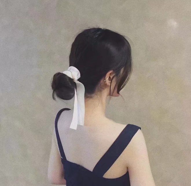 唯美冷酷成熟女头