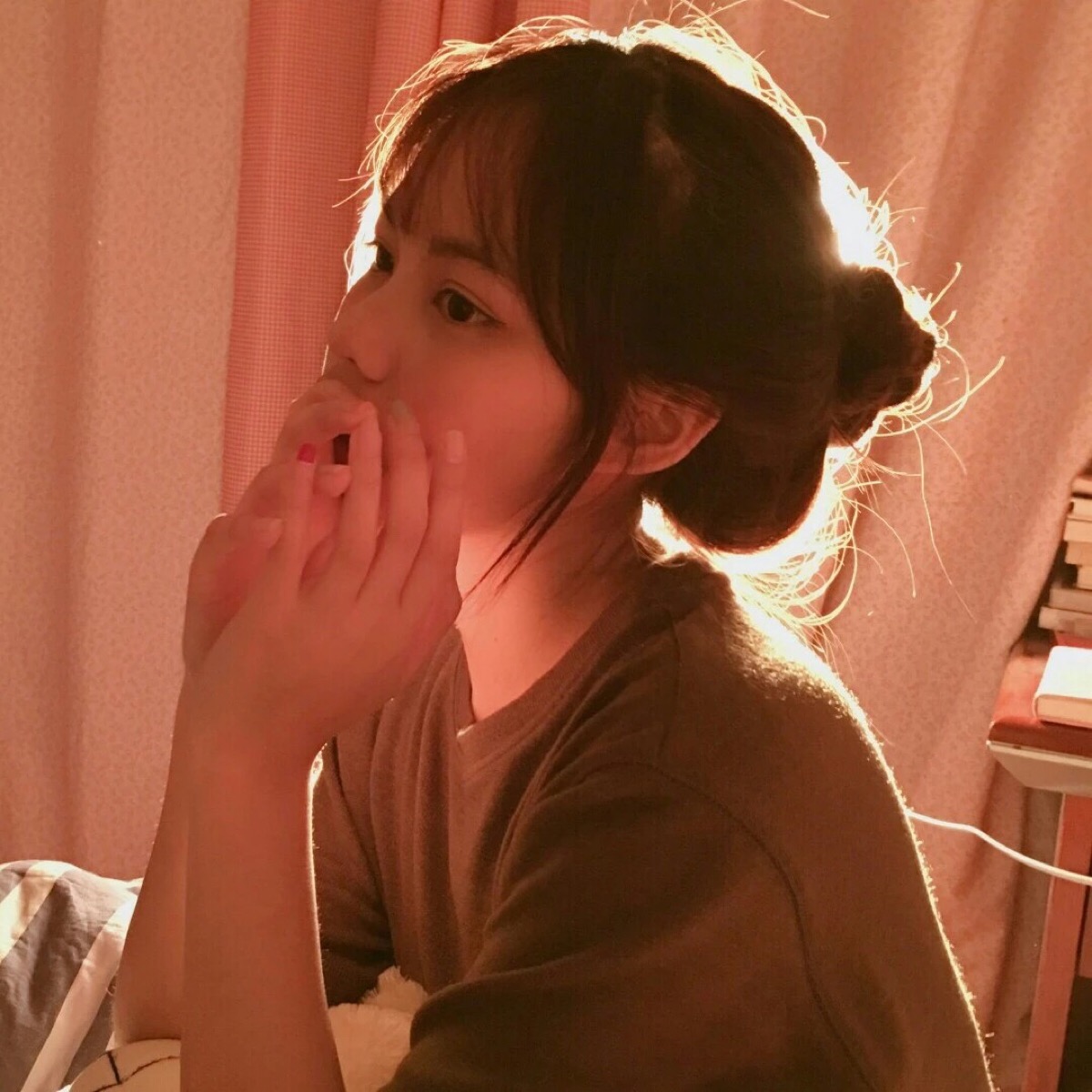 唯美冷酷成熟女头