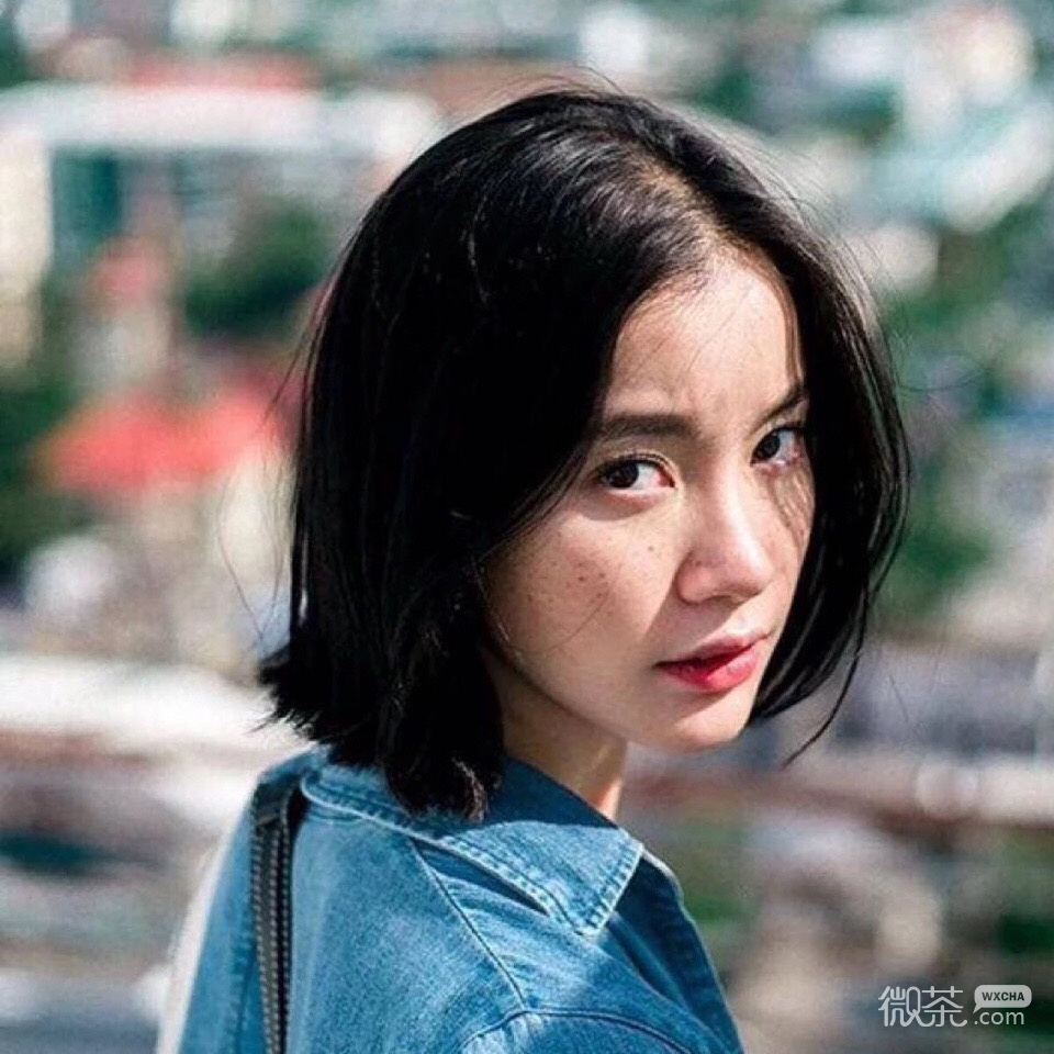 微信清新干练长发女头