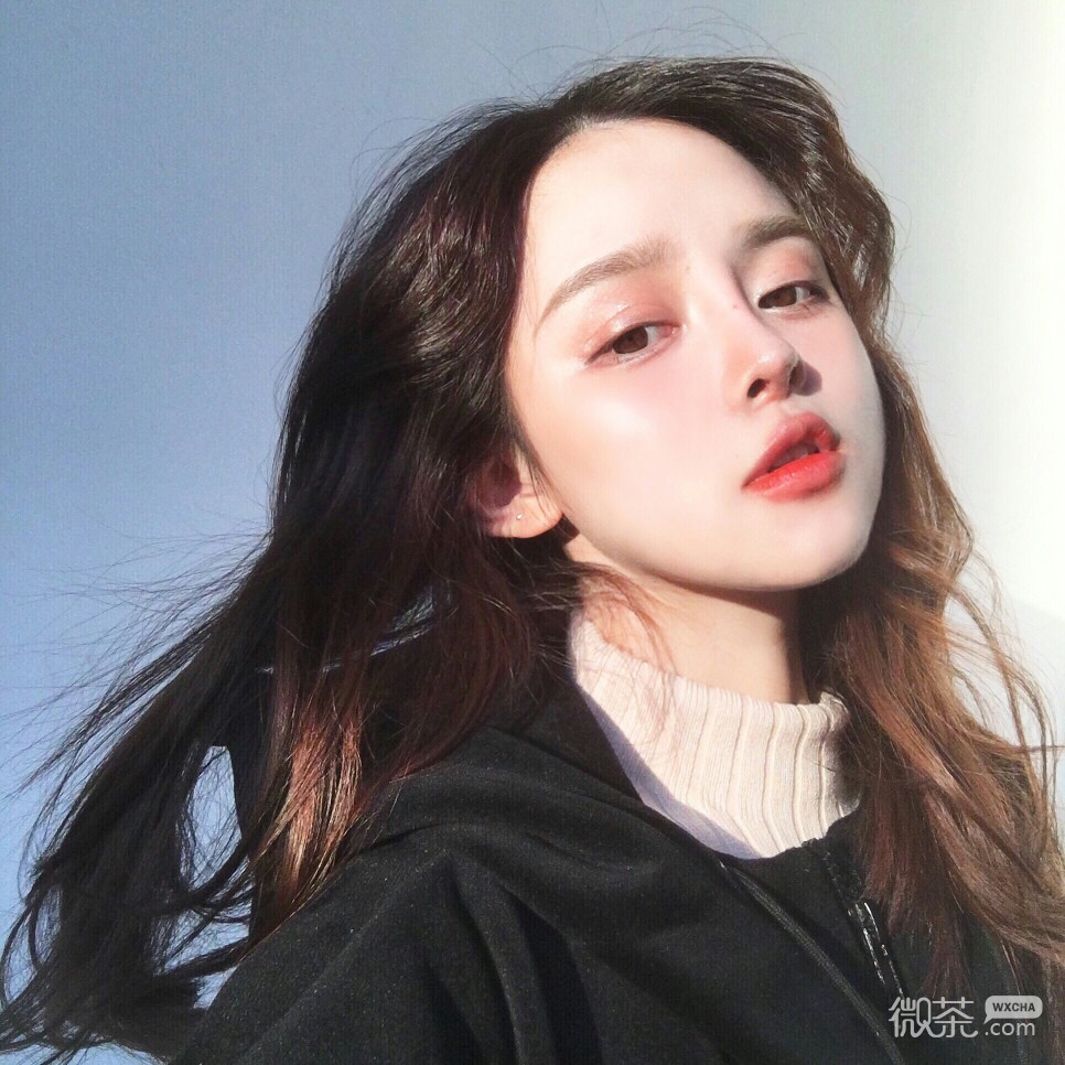 微信洒脱高颜值长发女头