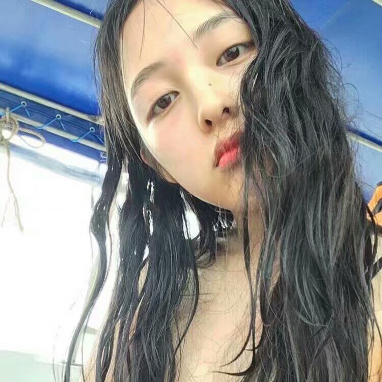 微信冷酷成熟长发女头