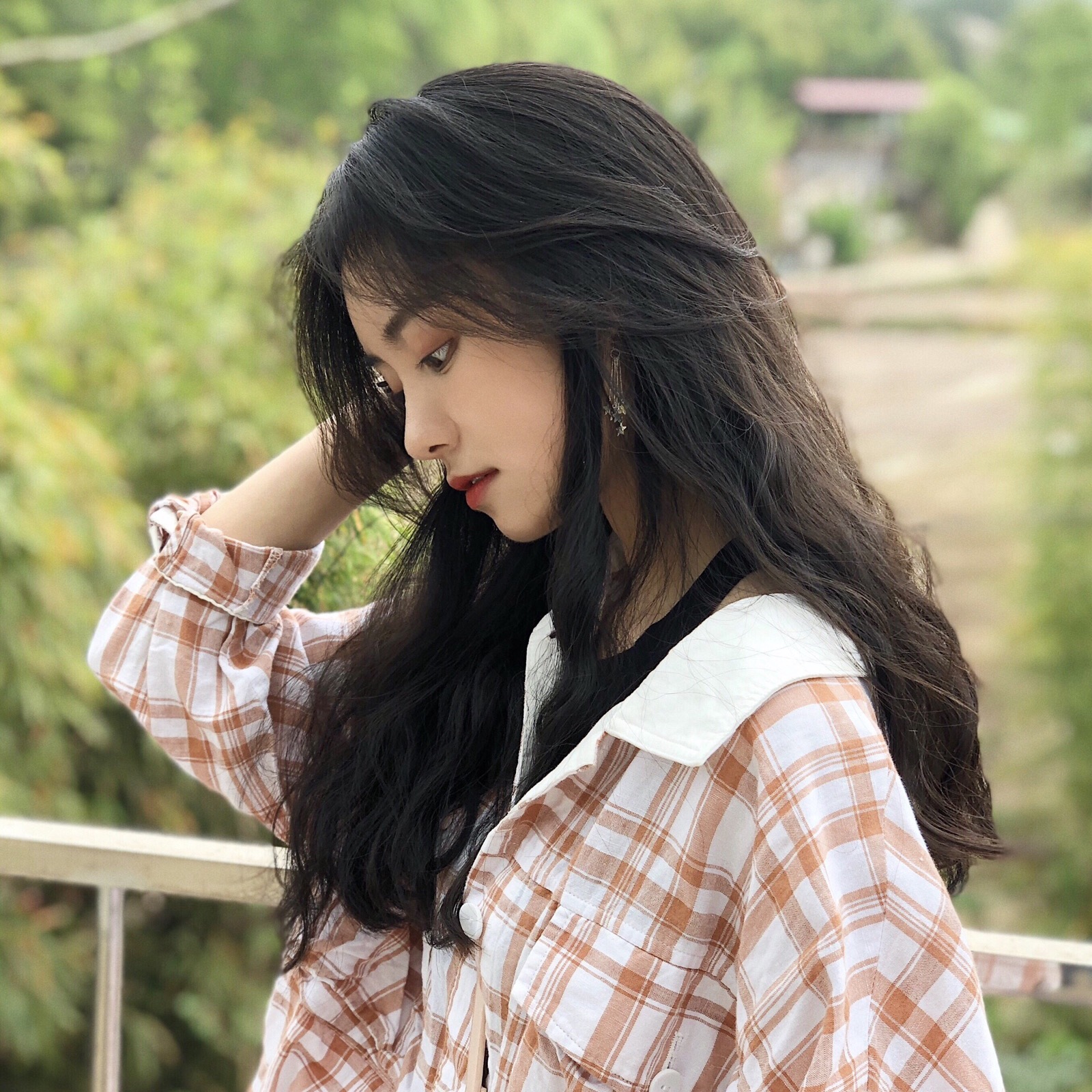 微信冷酷成熟长发女头