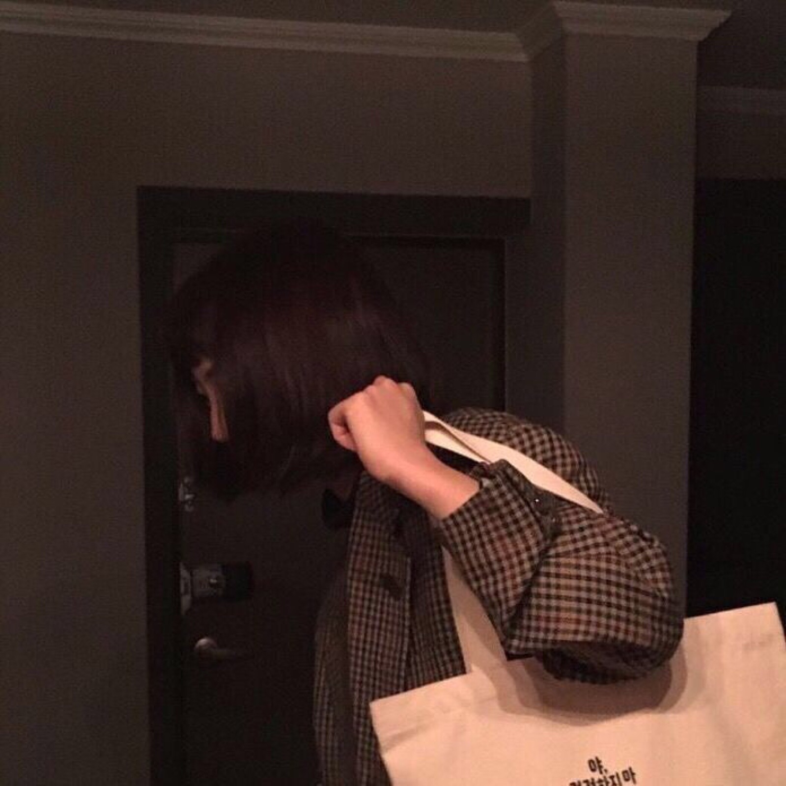 微信冷酷成熟长发女头