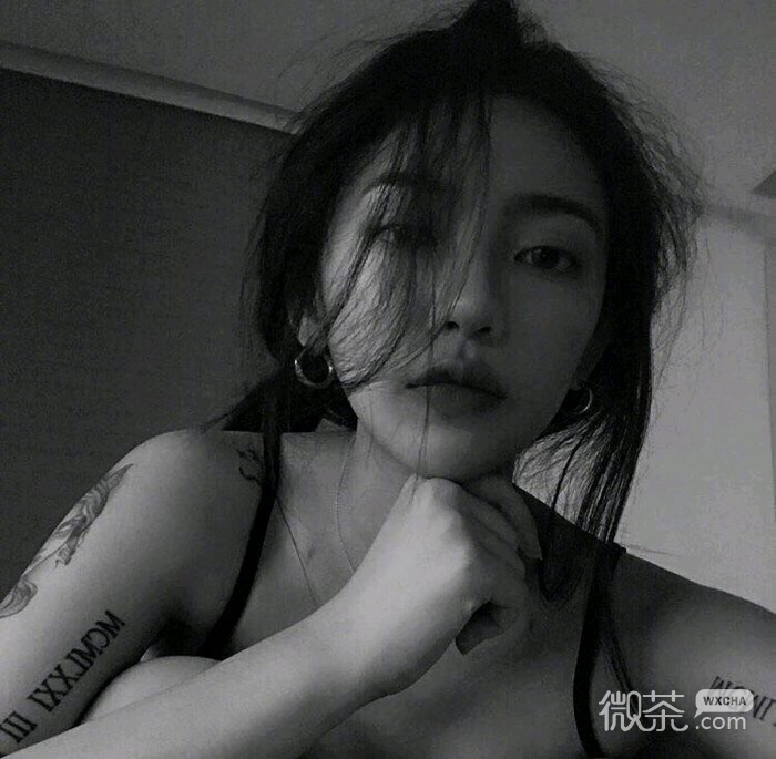 微信冷酷成熟长发女头