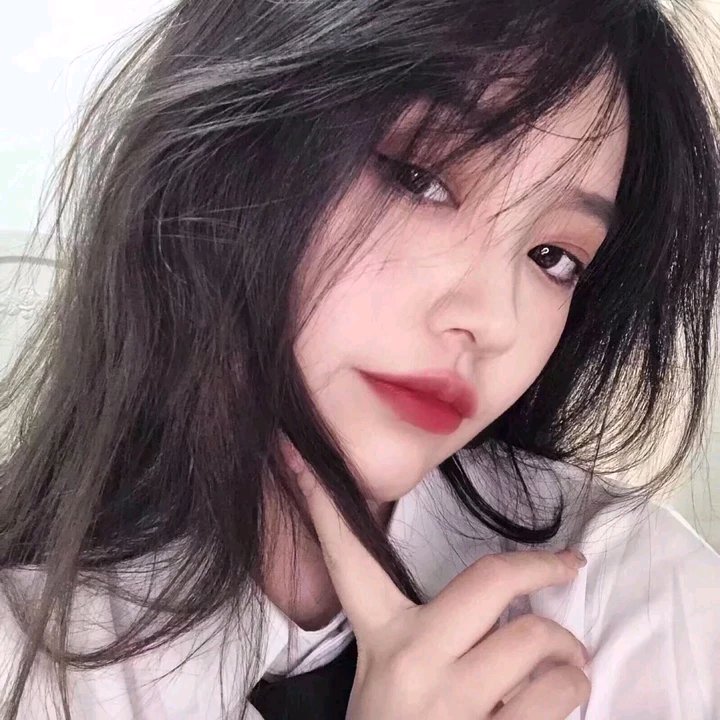 微信冷酷成熟长发女头