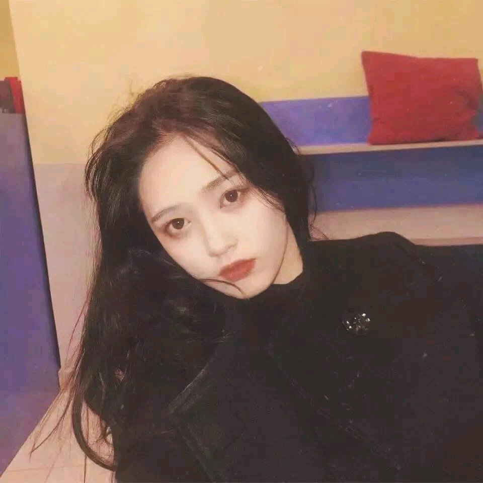 微信冷酷成熟长发女头