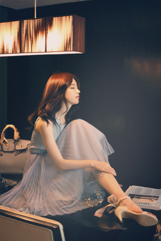 唯美伤感风格的微信女生图片下载