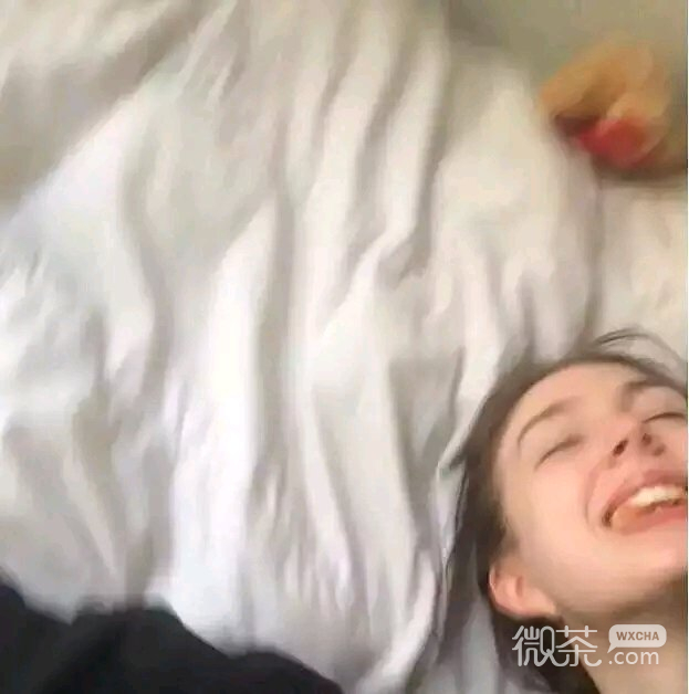 深沉简洁时尚女头