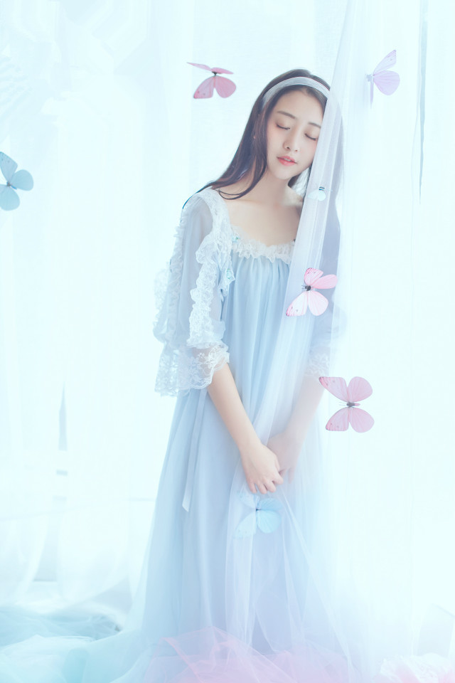 唯美意境的微信小清新女生头像下载