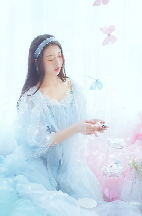 唯美意境的微信小清新女生头像下载