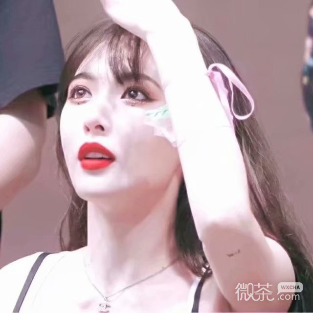 深沉简洁时尚女头