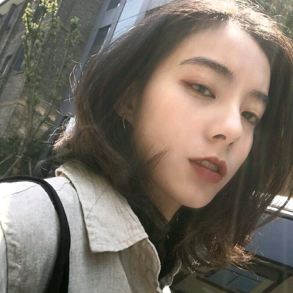 小清新俏皮阳光长发女头