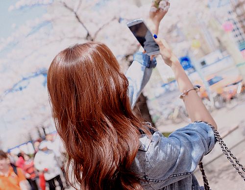 青春靓丽的微信唯美女生图片下载