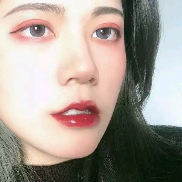 小清新俏皮阳光长发女头