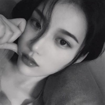 气质有魅力的微信御姐女生头像下载
