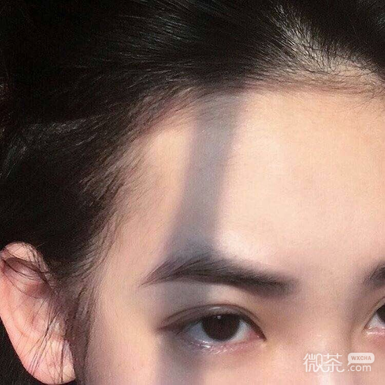 寂静忧伤长发女头