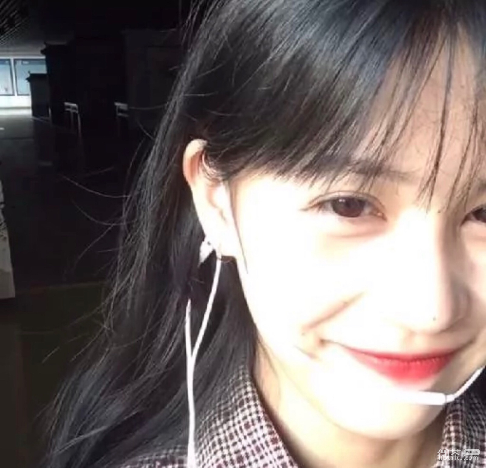 小清新寂寞时尚迷人女头