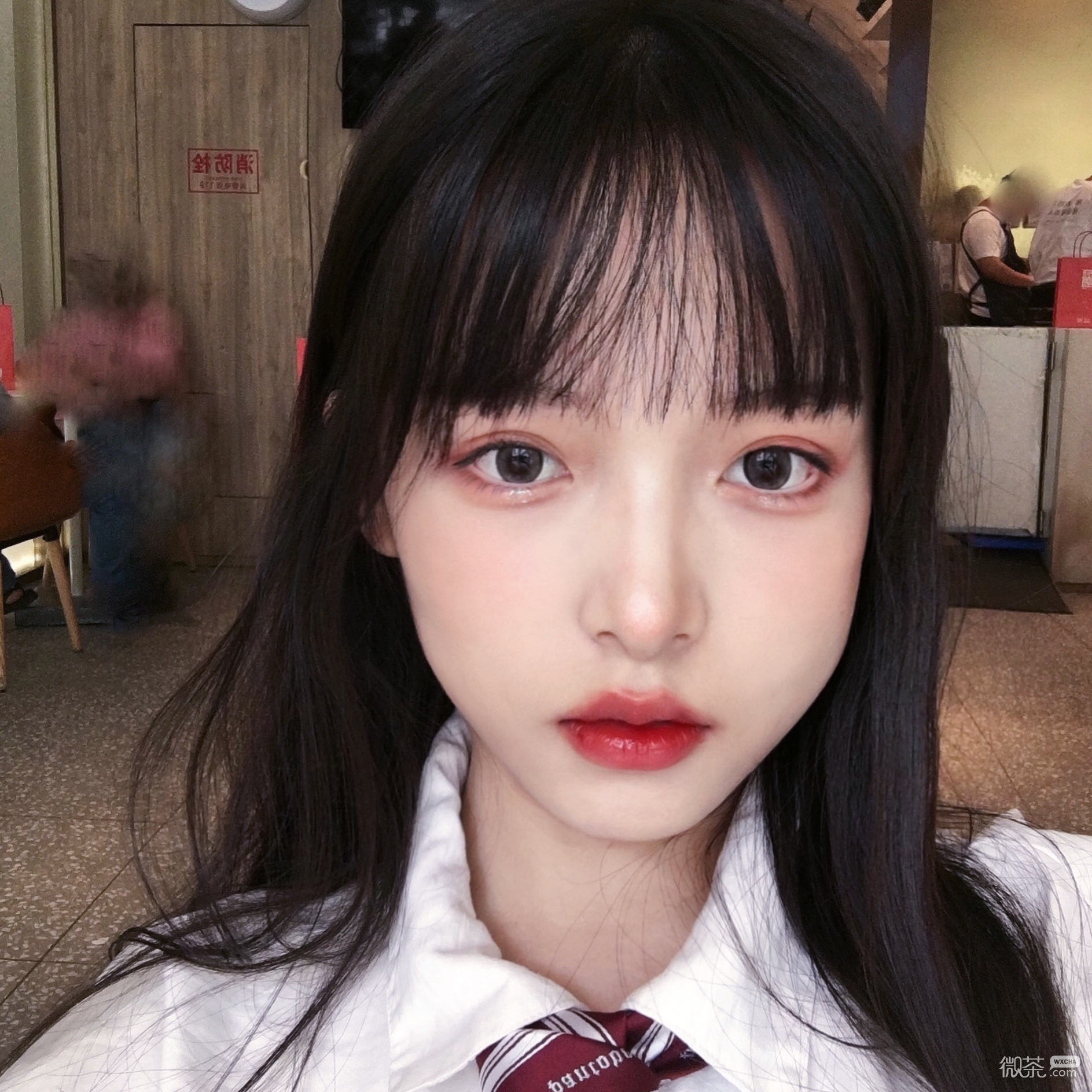 小清新寂寞时尚迷人女头