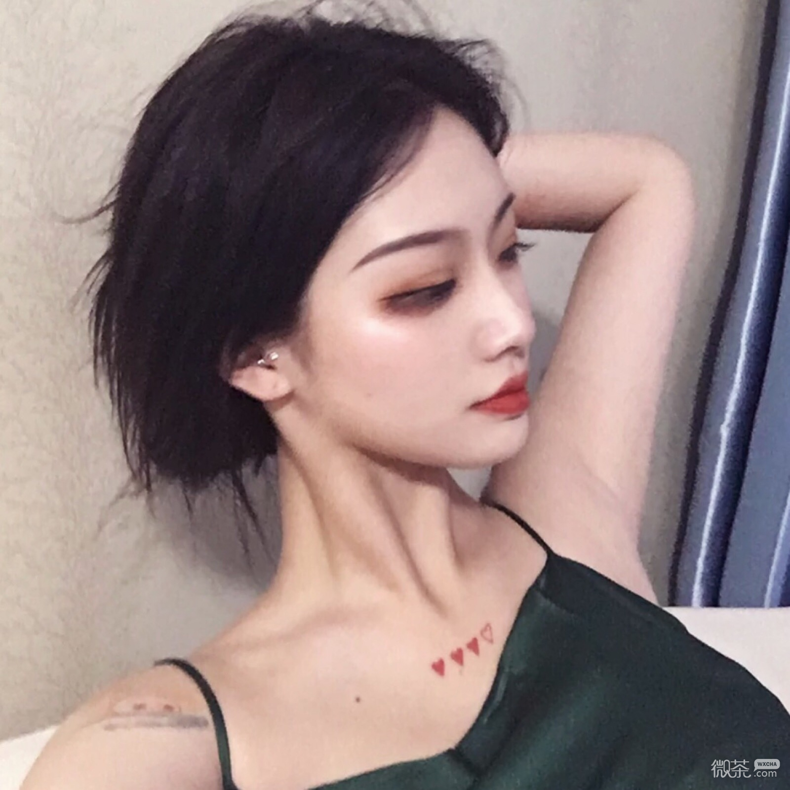 小清新寂寞时尚迷人女头