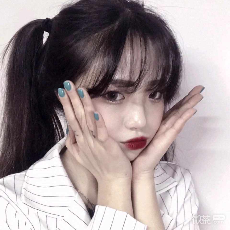 寂静忧伤长发女头