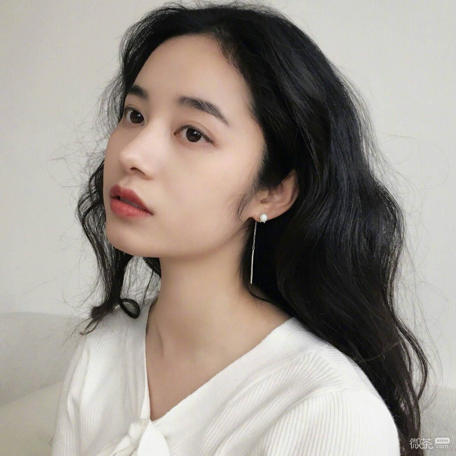 简洁文艺性感清新女头