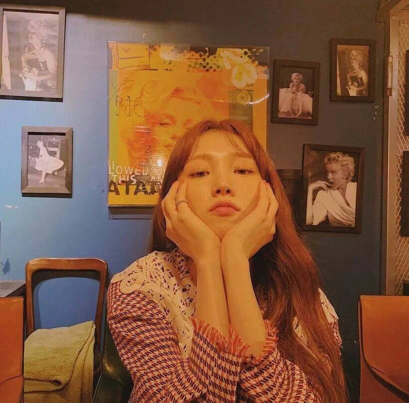 小清新冷酷长发高颜值女头