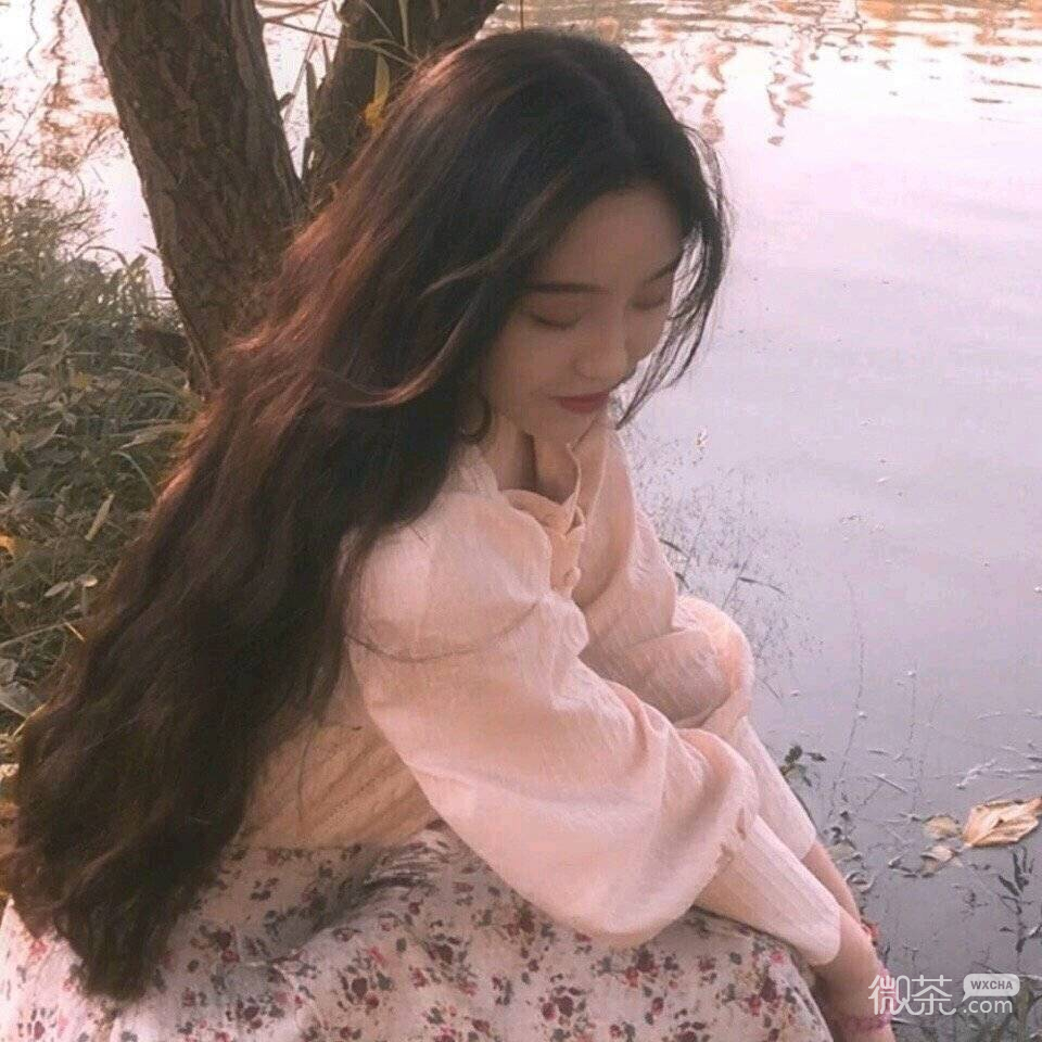 简洁文艺性感清新女头