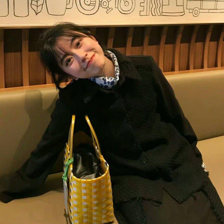 小清新冷酷长发高颜值女头