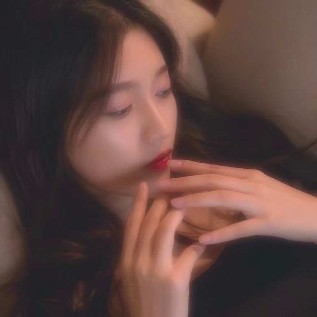 小清新冷酷长发高颜值女头