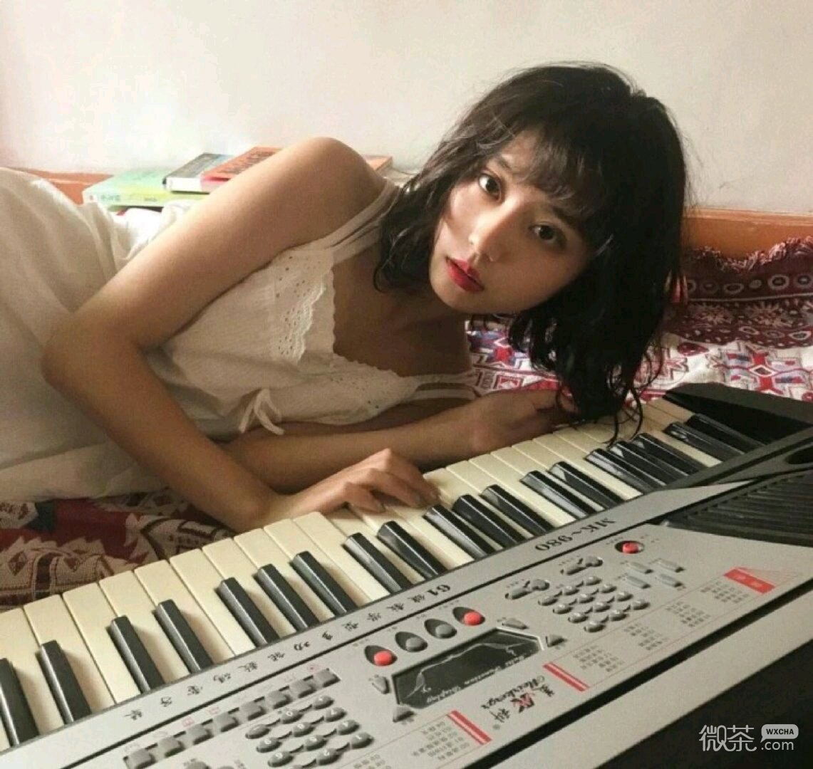 黑白意境朋友圈配图