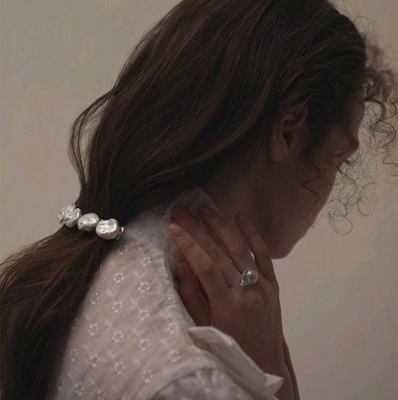 微信粉嫩清纯可爱气质女头