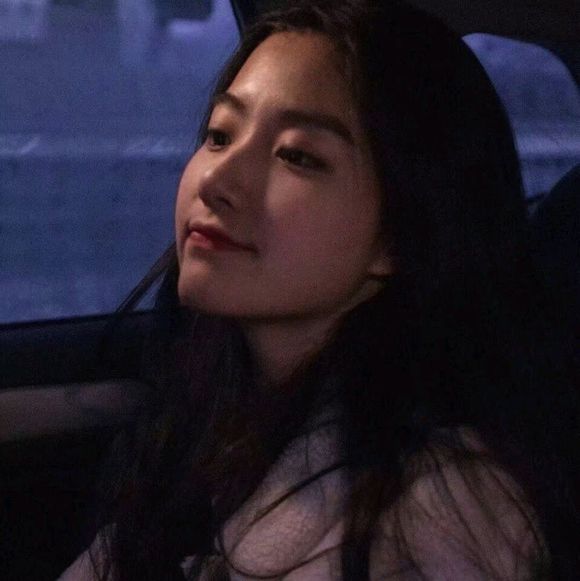 微信冷酷性感潮流女头