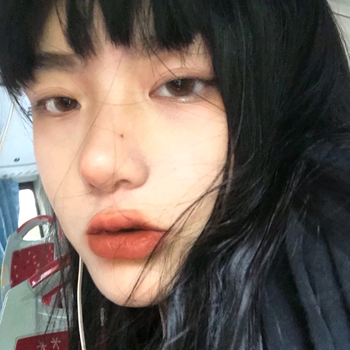 微信冷酷性感潮流女头