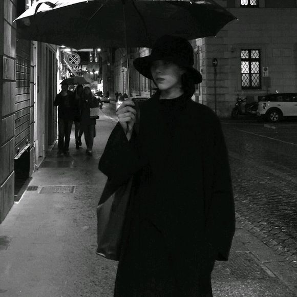 微信冷酷性感潮流女头