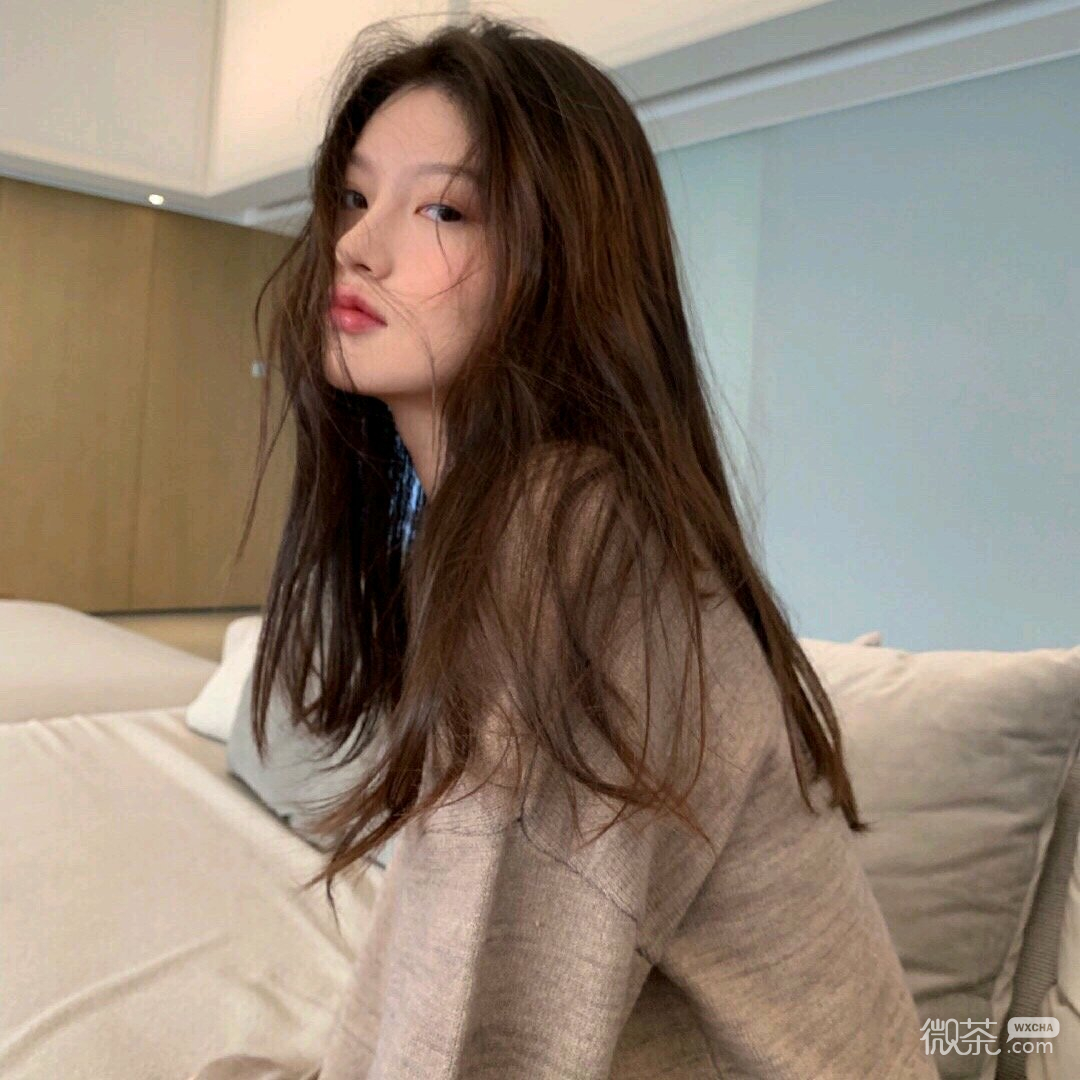 微信冷酷长发御姐女头