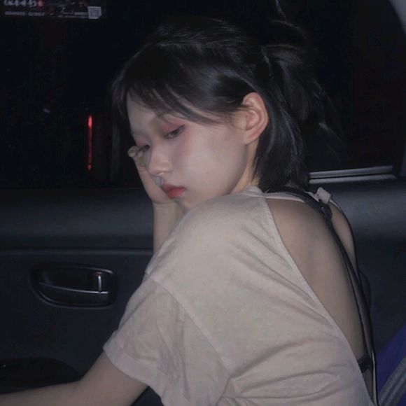 微信粉嫩清纯可爱气质女头