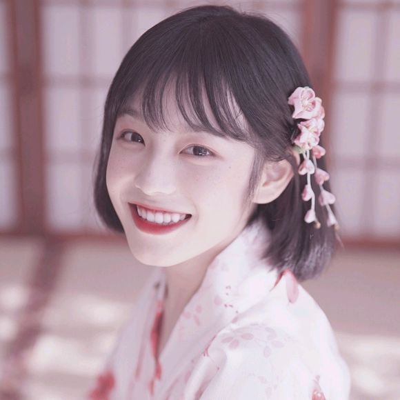 微信粉嫩清纯可爱气质女头